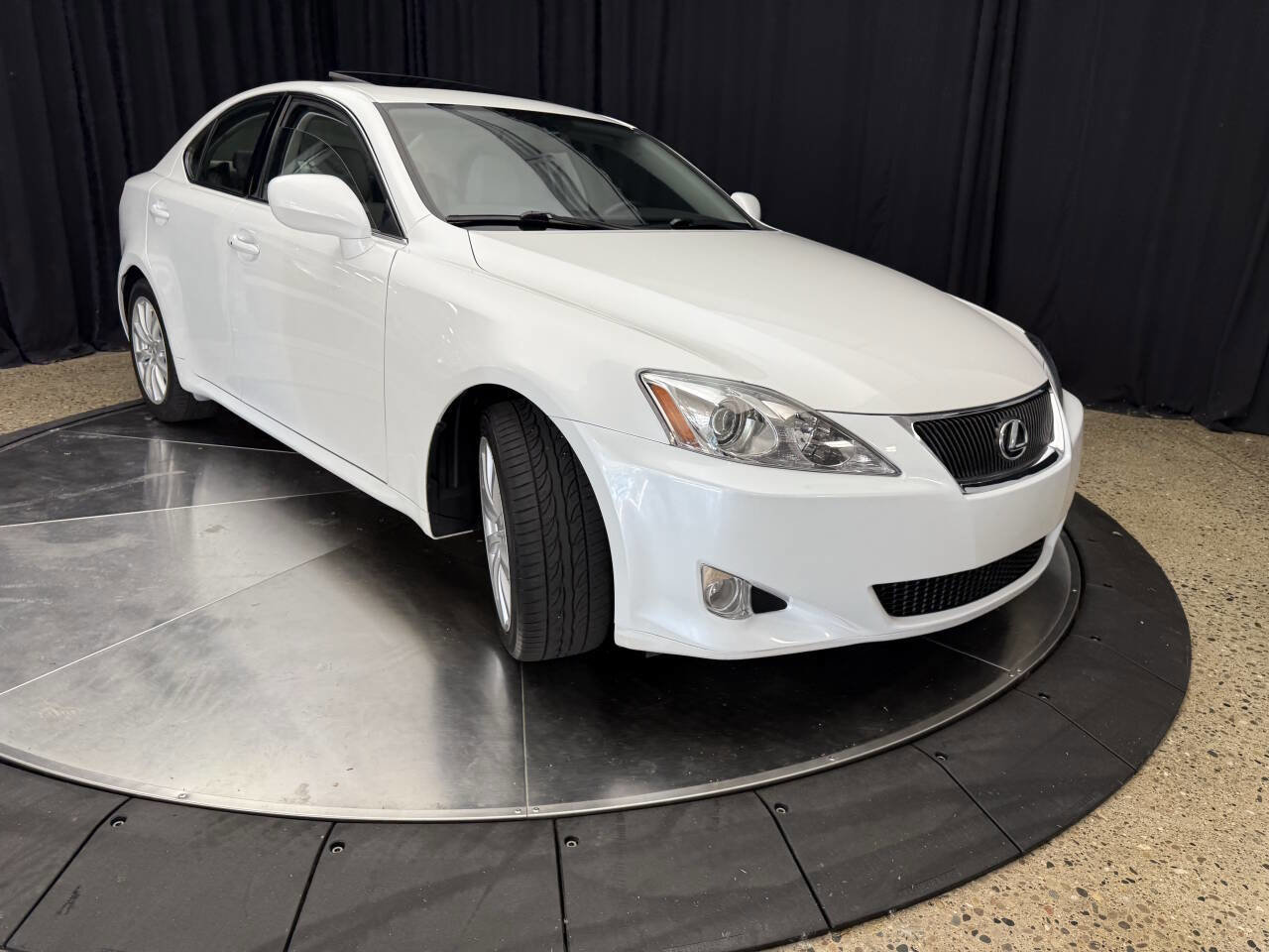 Used 2008 Lexus IS 250 image 10