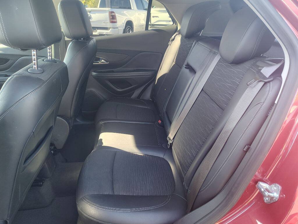 Used 2015 Buick Encore FWD image 19
