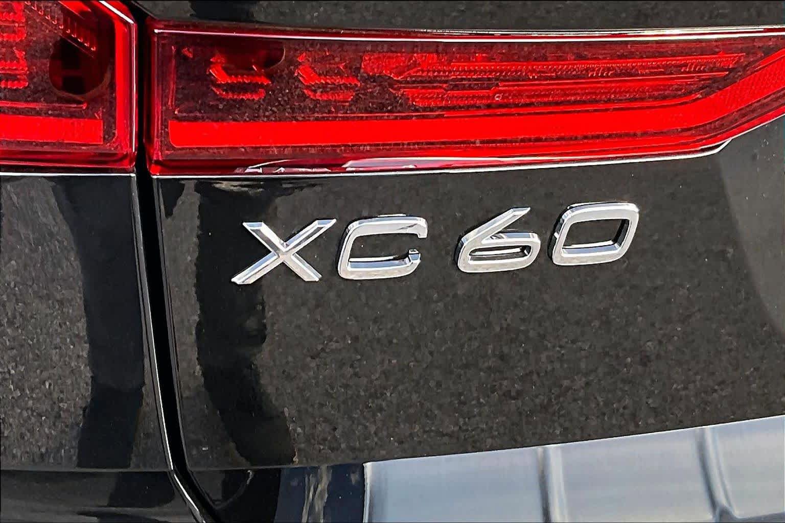 New 2026 Volvo XC60 B5 Plus w/ Protection Package Premier image 6