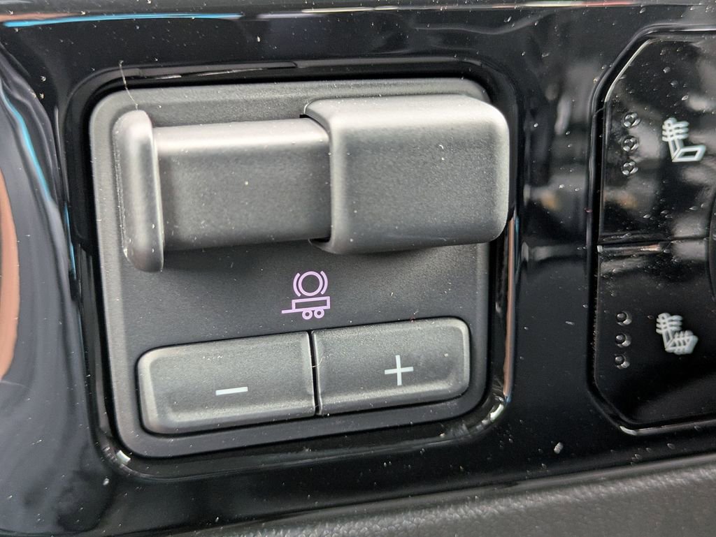 New 2025 GMC Sierra 1500 SLE w/ Preferred Package image 20