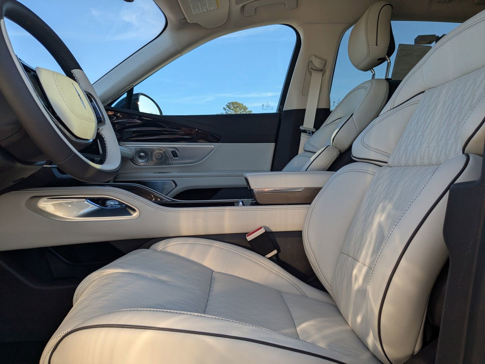 New 2026 Lincoln Nautilus Black Label image 23