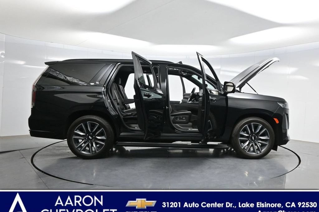 Used 2024 Cadillac Escalade Sport w/ Touring Package AWD/4WD image 3