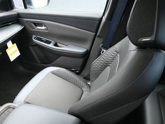 New 2026 Nissan Leaf Platinum+ w/ Cargo Package (Platinum+) image 11