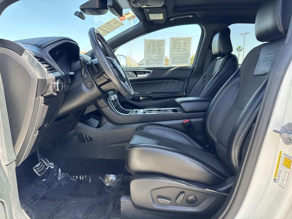 Certified 2024 Ford Edge ST w/ Equipment Group 401A image 20