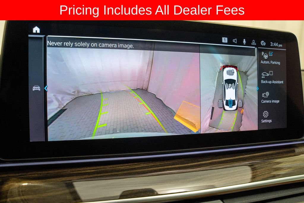 Used 2021 BMW 530e xDrive w/ Premium Package AWD/4WD image 16