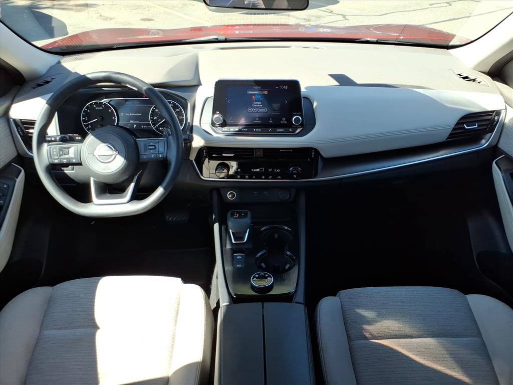 Used 2022 Nissan Rogue SV image 13