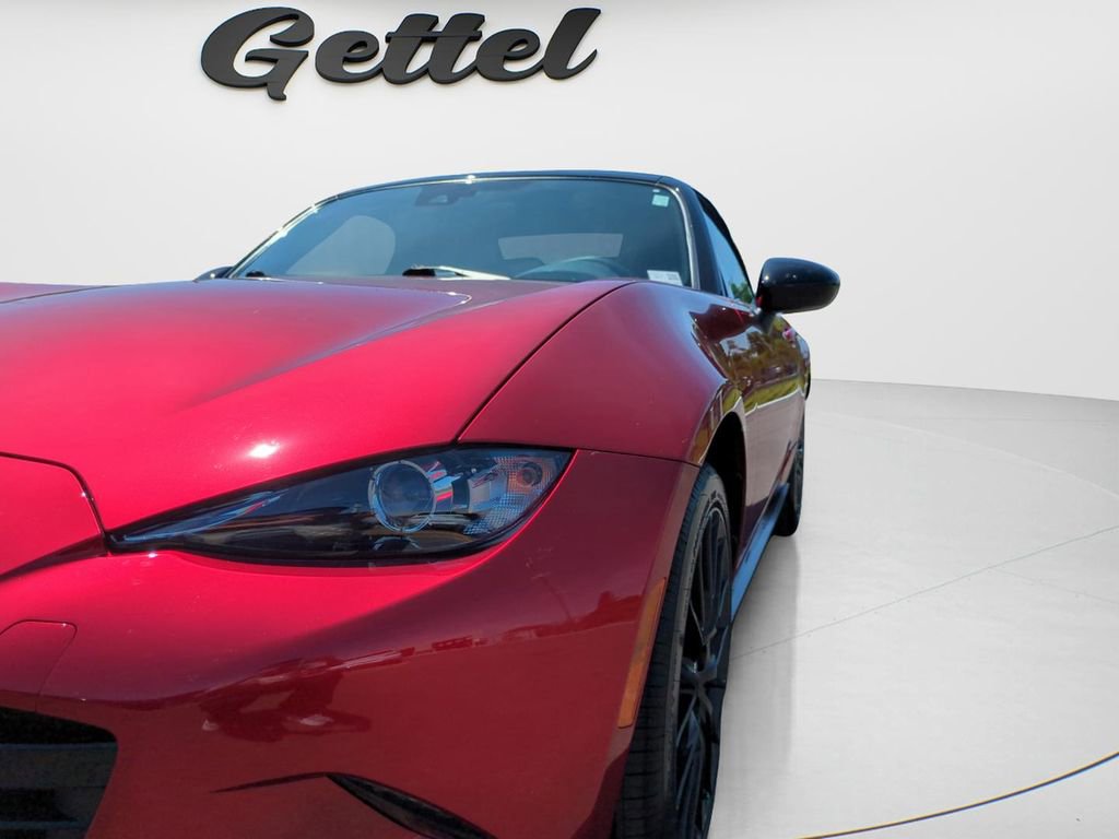 Used 2023 MAZDA MX-5 Miata Club w/ Brembo/BBS Recaro Package RWD image 9