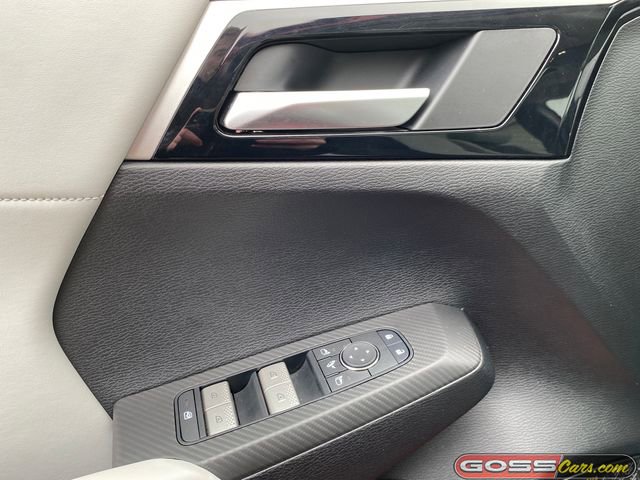 Used 2025 Mitsubishi Outlander SE image 25