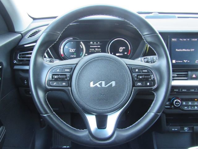 Used 2022 Kia Niro EX image 33