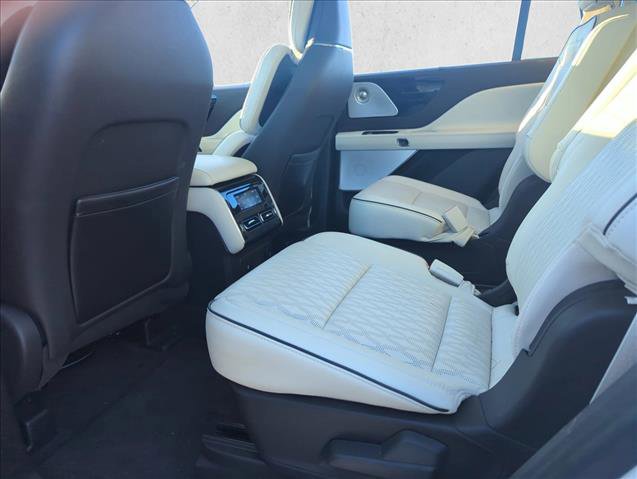 Used 2024 Lincoln Aviator Black Label image 27
