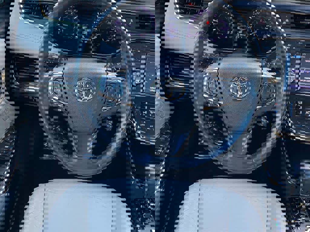 Used 2015 Toyota Avalon XLE Touring image 7