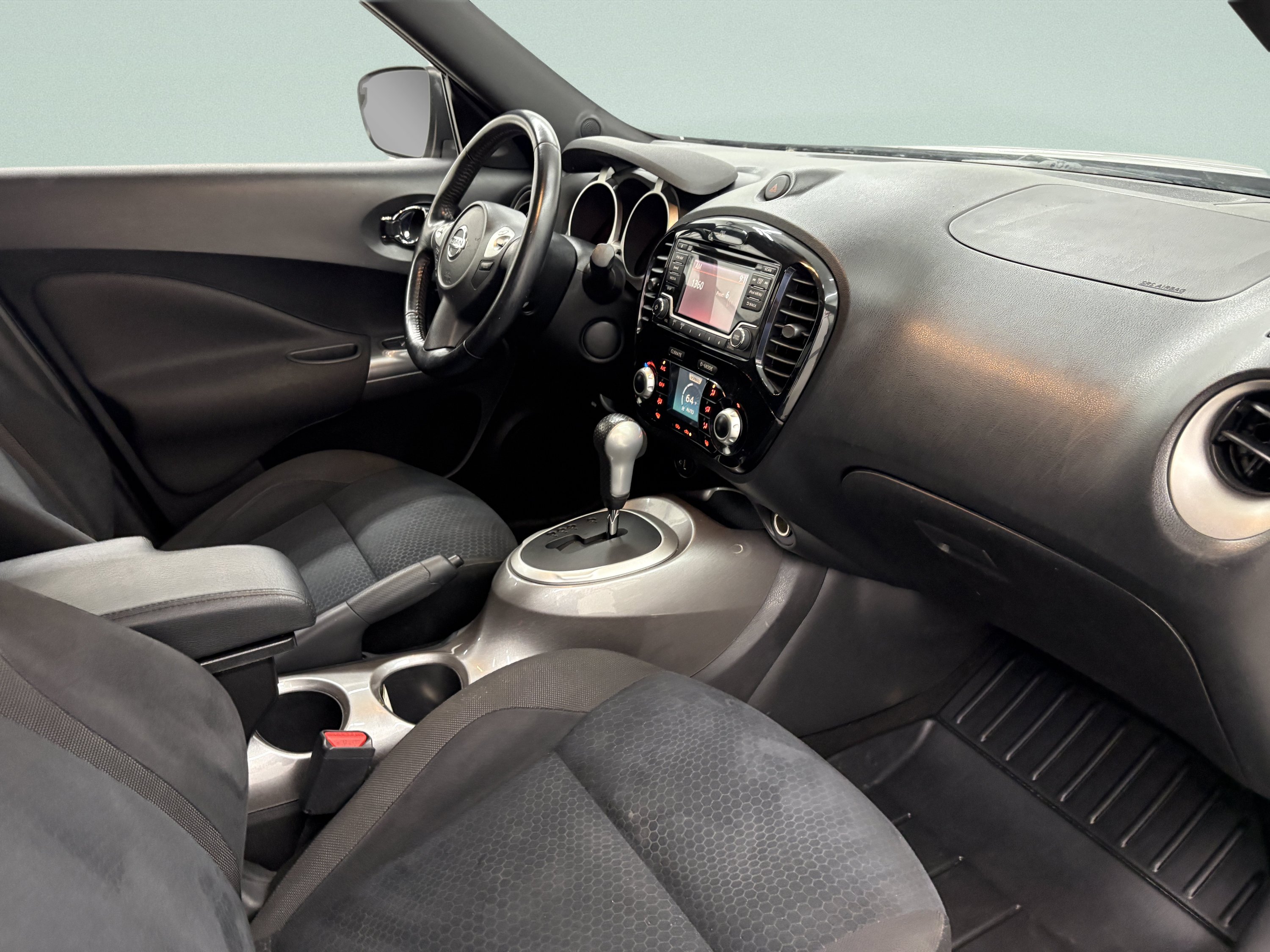 Used 2017 Nissan Juke SV FWD image 21