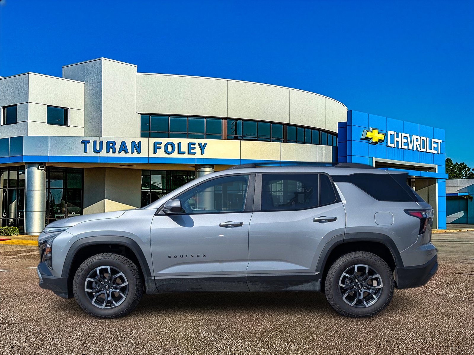 Certified 2026 Chevrolet Equinox ACTIV w/ Convenience Package III FWD image 2