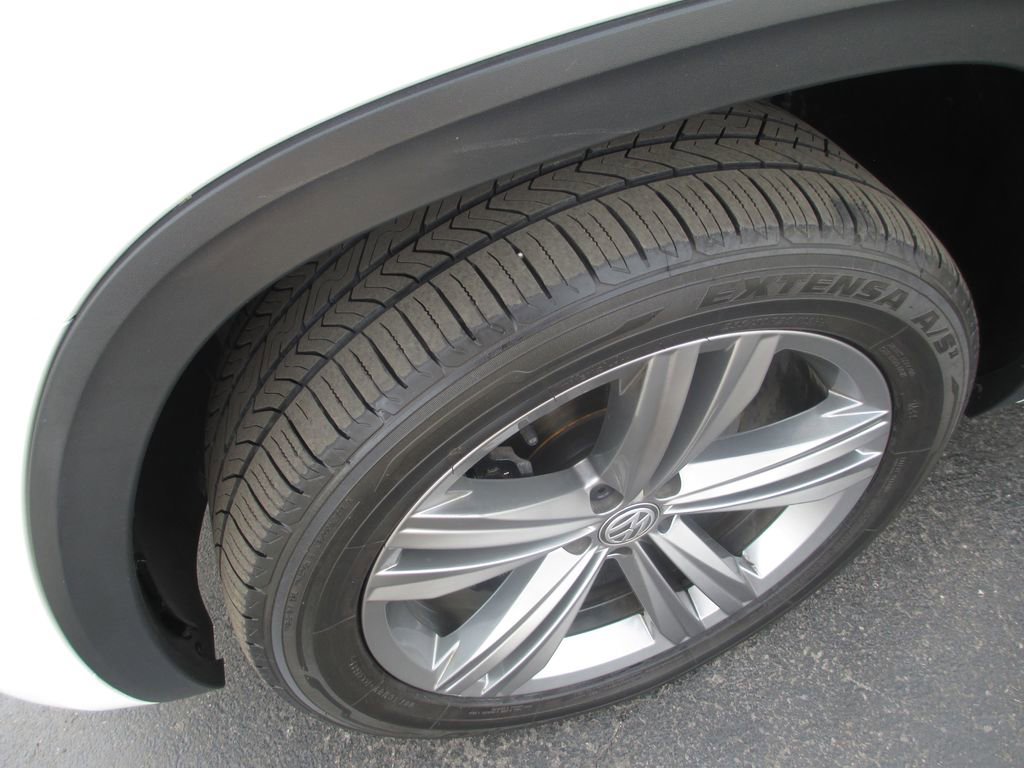 Used 2019 Volkswagen Atlas SEL R-Line image 13