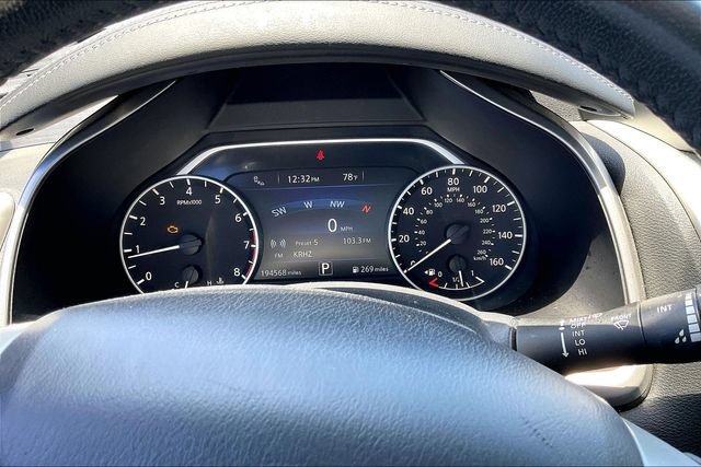 Used 2017 Nissan Murano Platinum w/ Platinum Technology Package AWD/4WD image 13