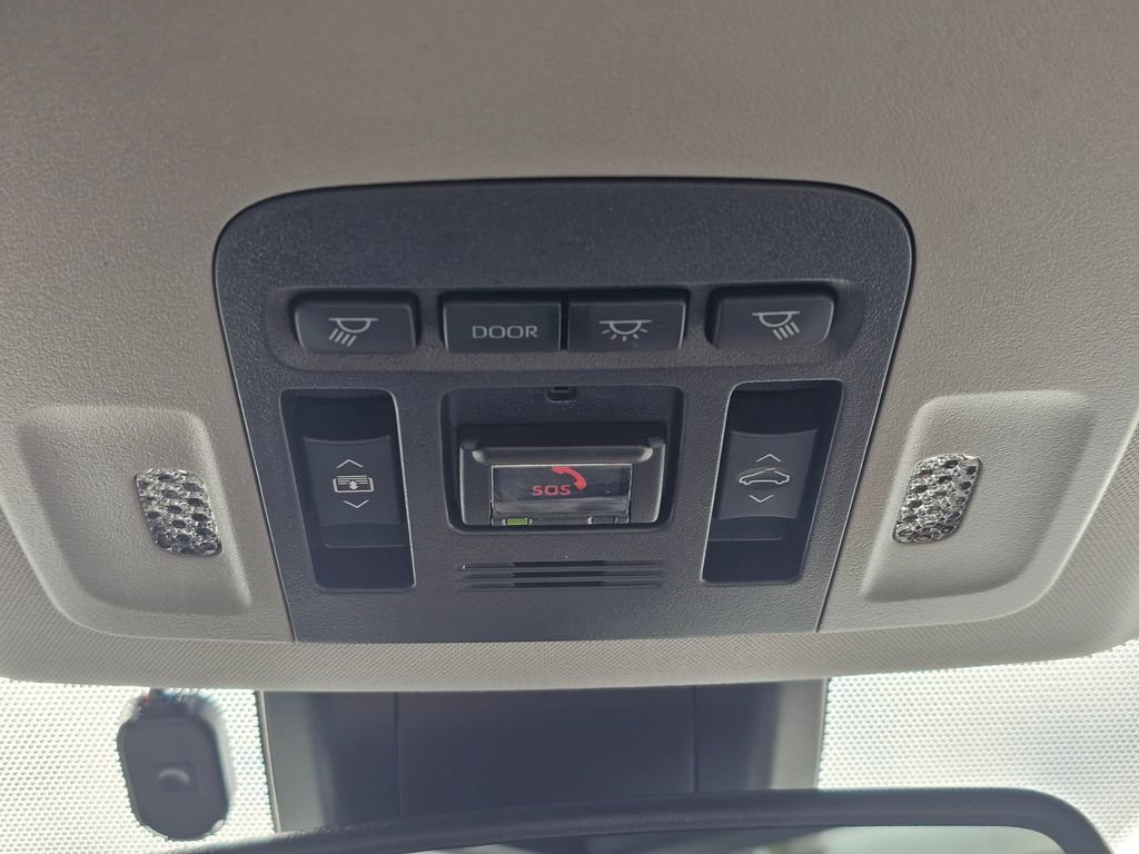 Used 2024 Toyota Camry XSE w/ Navigation Package FWD image 19