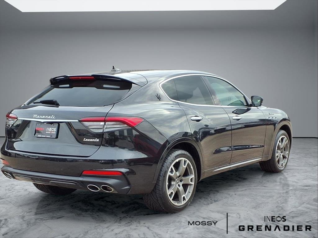 Used 2023 Maserati Levante Modena image 7