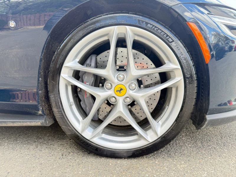 Used 2024 Ferrari Roma RWD image 29