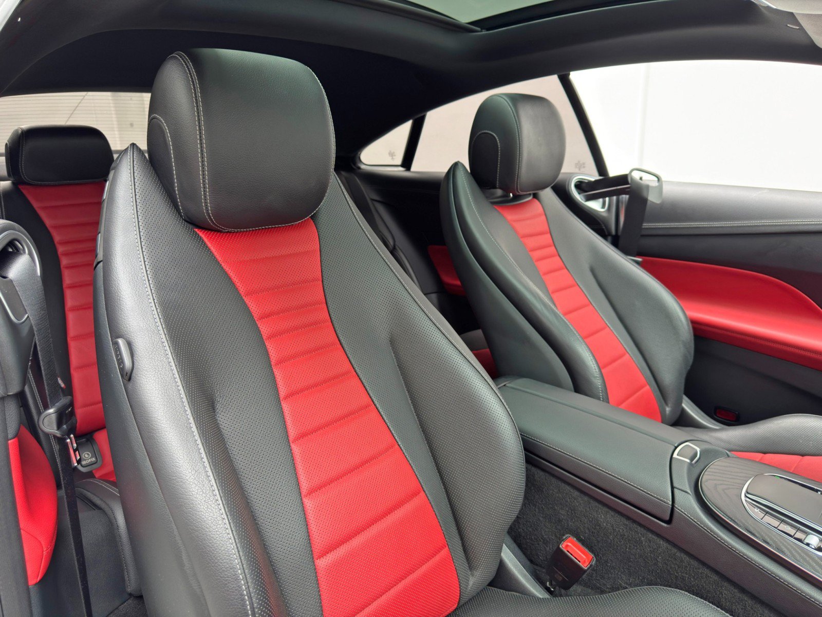 Used 2023 Mercedes-Benz E 450 Coupe w/ AMG Line image 42