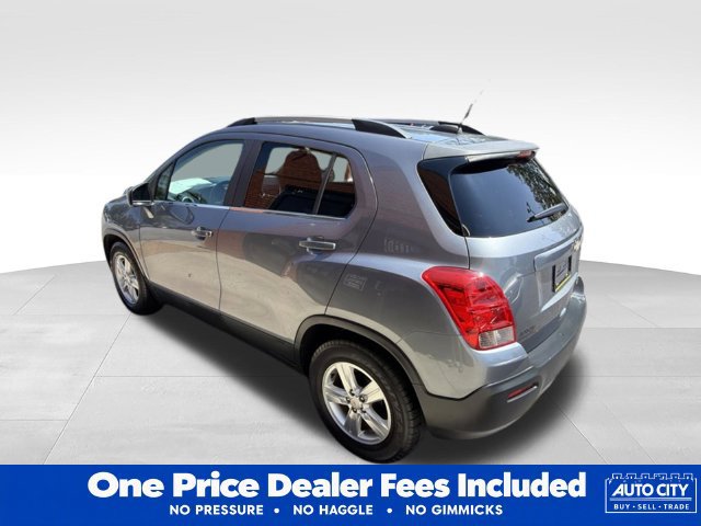 Used 2015 Chevrolet Trax LT w/ LT Sun and Sound Package FWD image 21