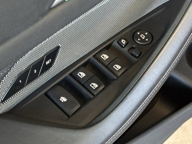 Used 2025 BMW M4 xDrive Competition w/ Executive Package image 24