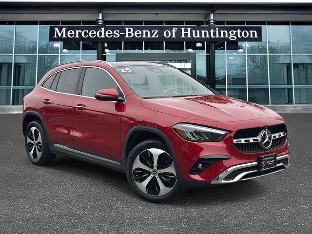 Certified 2025 Mercedes-Benz GLA 250 4MATIC image 1