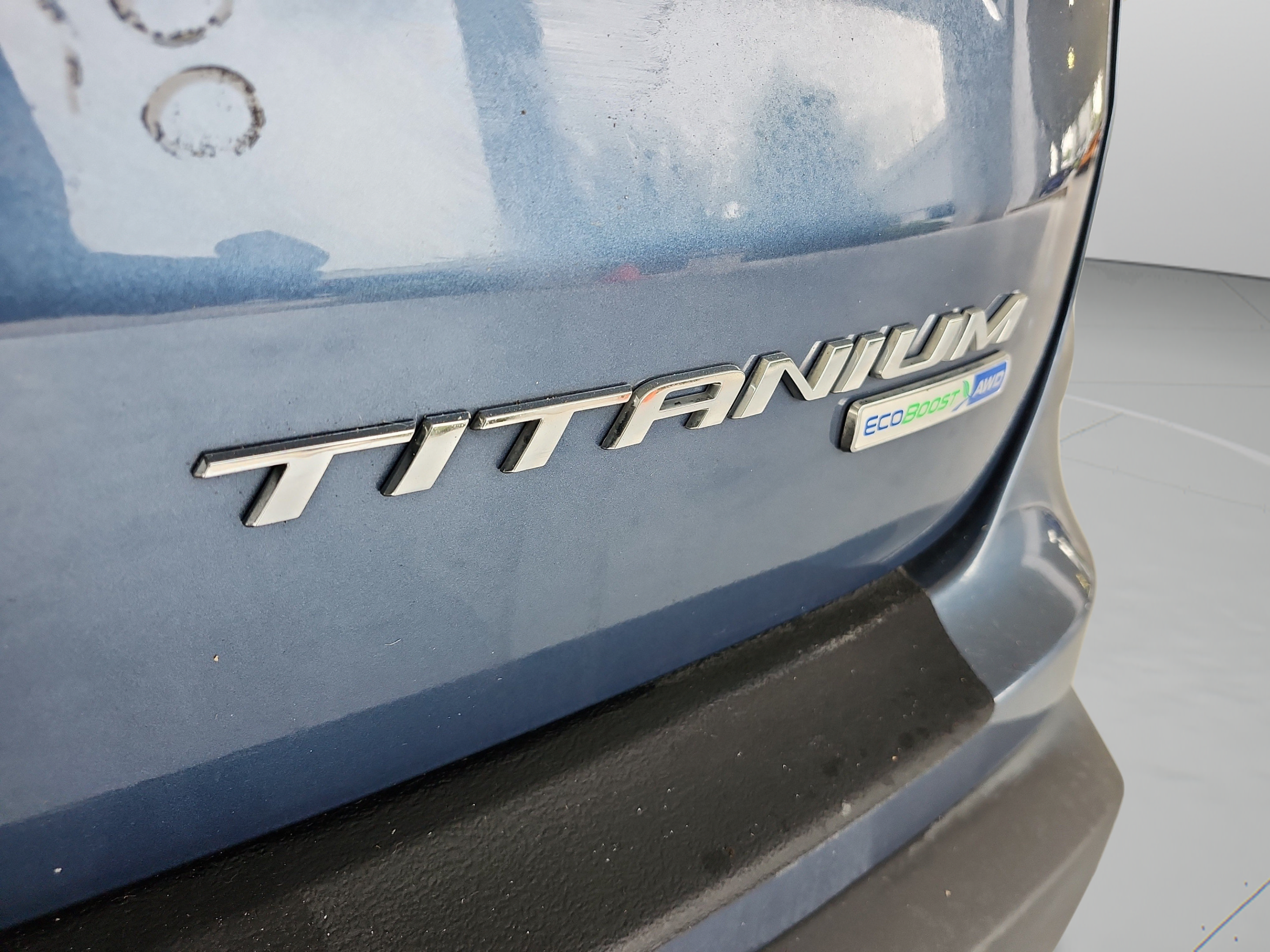 Used 2019 Ford Edge Titanium w/ Cold Weather Package AWD/4WD image 31