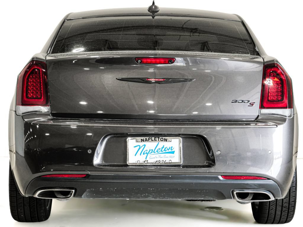 Used 2023 Chrysler 300 S RWD image 8