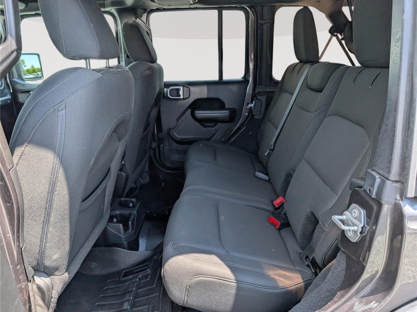 Used 2019 Jeep Wrangler Unlimited Sport S AWD/4WD image 13