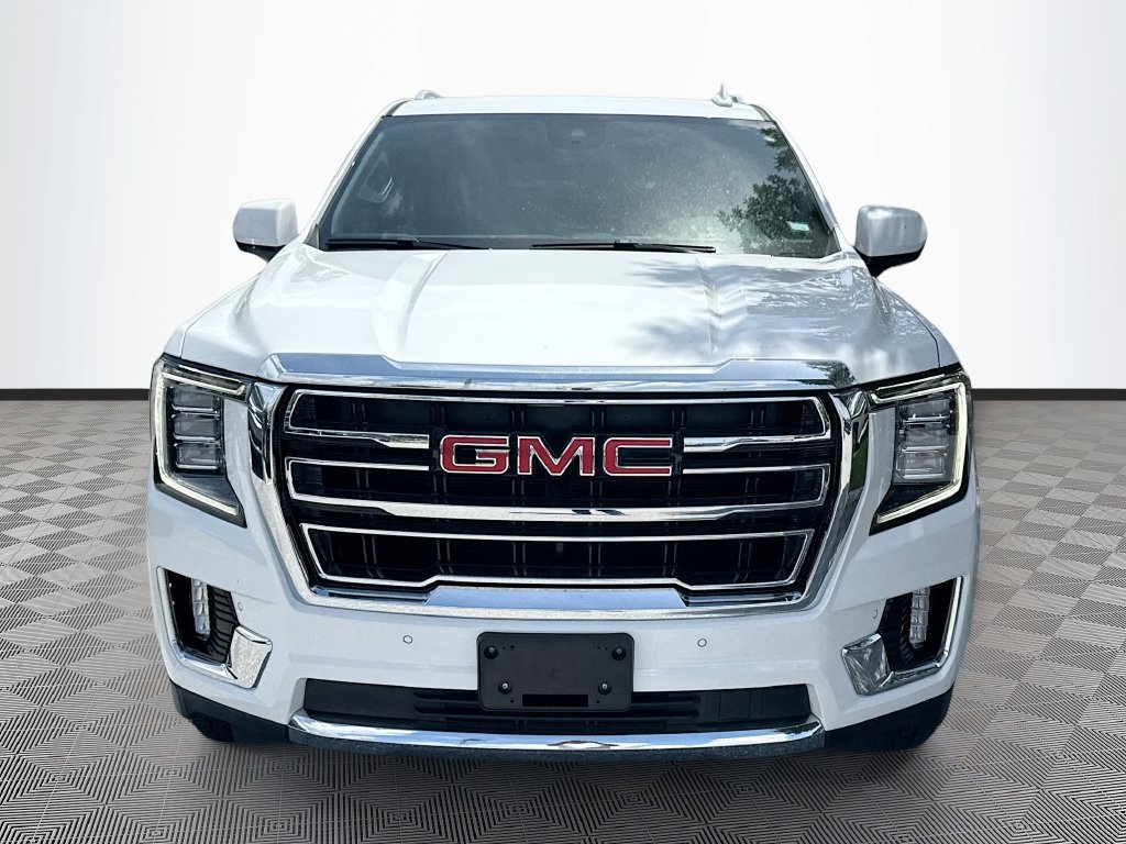 Used 2024 GMC Yukon SLT RWD image 2