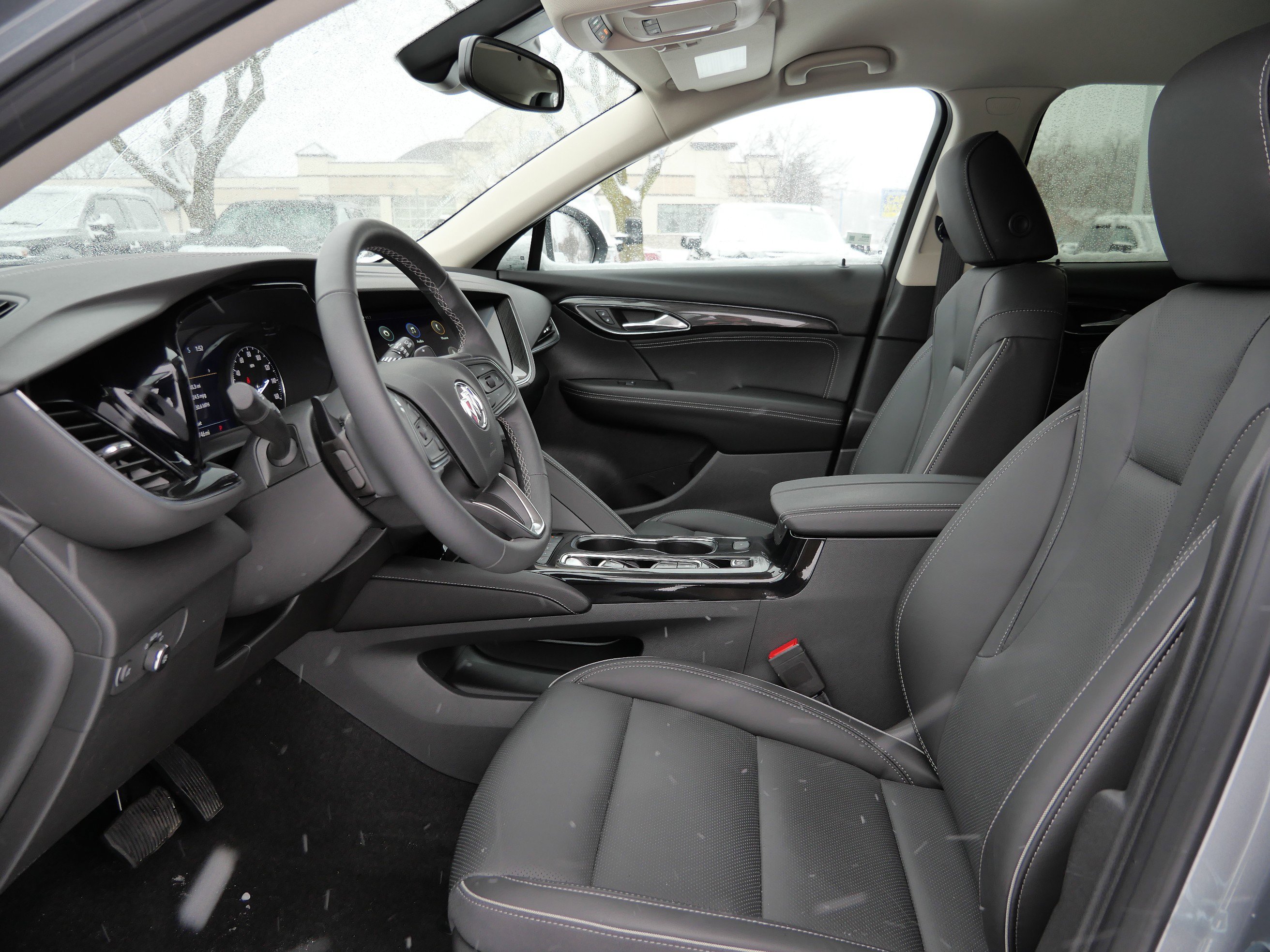 Used 2023 Buick Envision Essence image 12