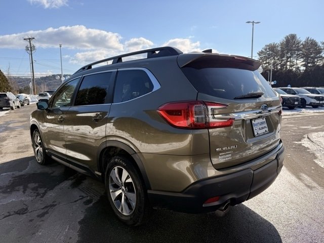 Certified 2023 Subaru Ascent Premium w/ Convenience Package image 8