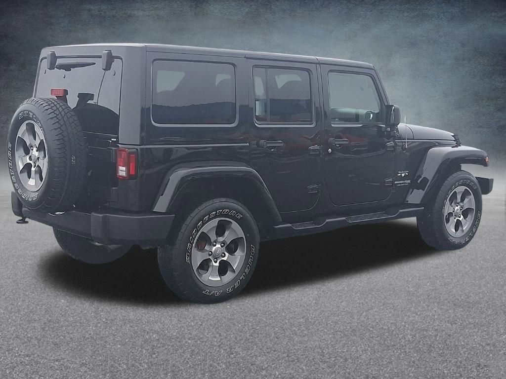 Used 2018 Jeep Wrangler Unlimited Sahara w/ Connectivity Group image 7