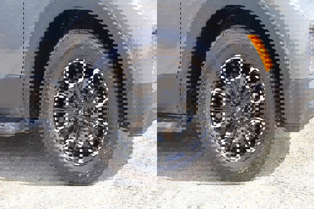 Used 2023 Hyundai Santa Cruz SEL Premium image 26