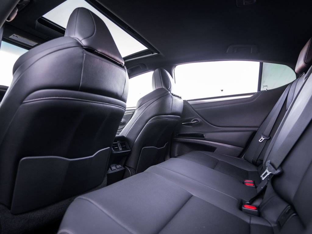 Certified 2022 Lexus ES 300h F Sport w/ Accessory Package 2 image 14