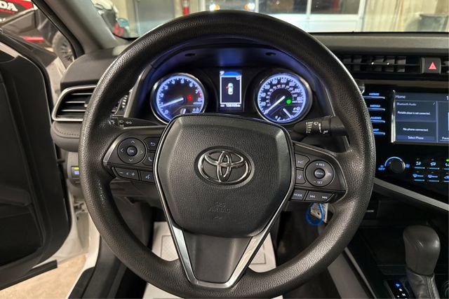Used 2019 Toyota Camry LE image 16