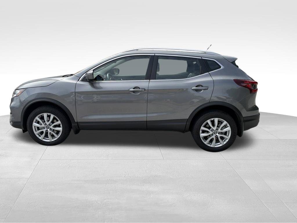Used 2021 Nissan Rogue Sport SV w/ Technology Package AWD/4WD image 3