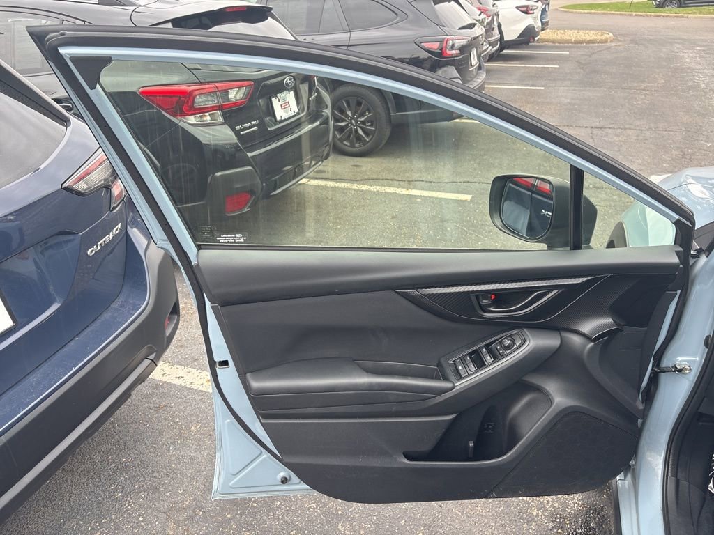 Certified 2023 Subaru Crosstrek 2.0i image 17