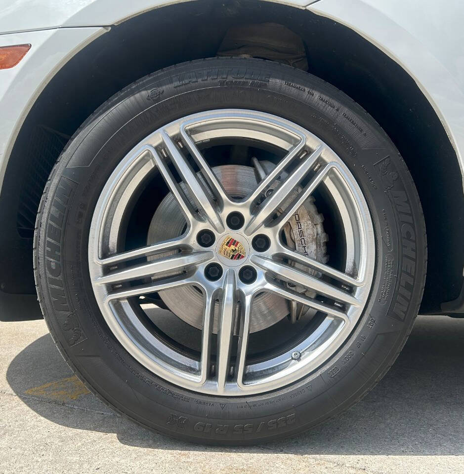 Used 2017 Porsche Macan S image 47
