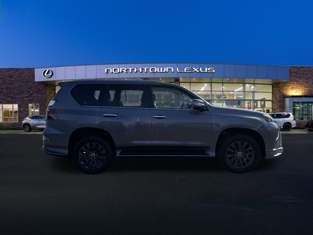 Used 2023 Lexus GX 460 Premium w/ Accessory Package image 25