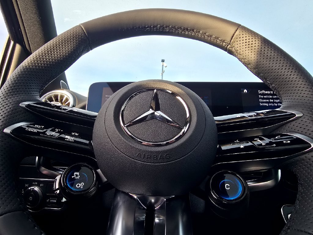 New 2026 Mercedes-Benz GLA 35 AMG 4MATIC image 26