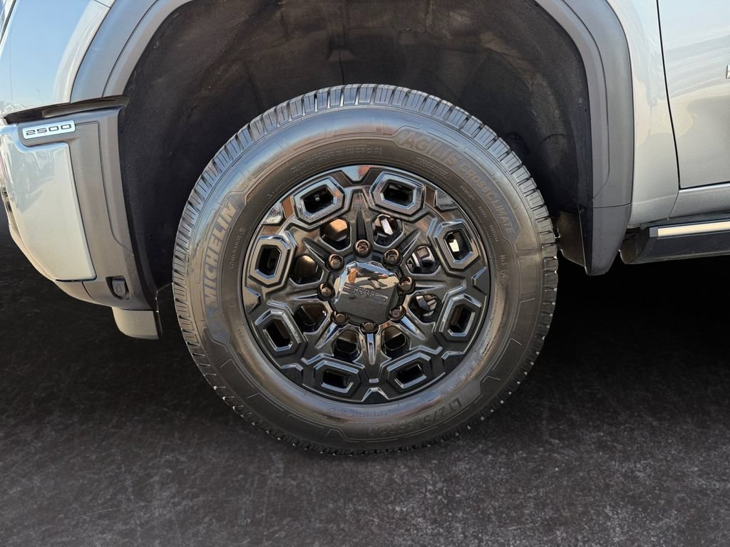 Used 2024 GMC Sierra 2500 Denali Ultimate w/ Snow Plow Prep/Camper Package AWD/4WD image 9