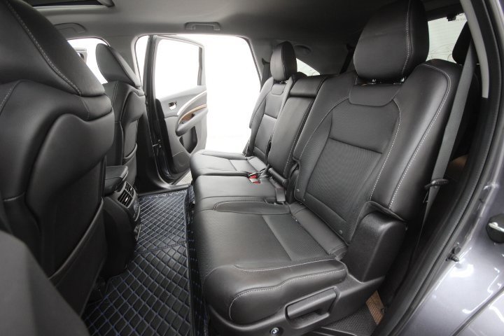 Used 2020 Acura MDX SH-AWD w/ Technology Package image 21