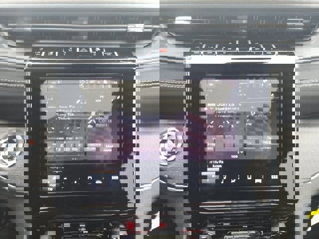 New 2025 Jeep Grand Cherokee Altitude image 2