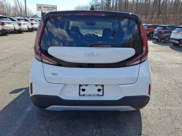 Certified 2023 Kia Soul S FWD image 5