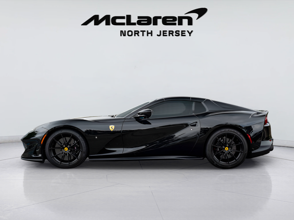 Used 2021 Ferrari 812 GTS RWD image 11