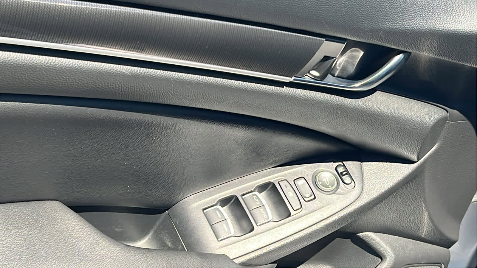 Used 2020 Honda Accord Sport image 22