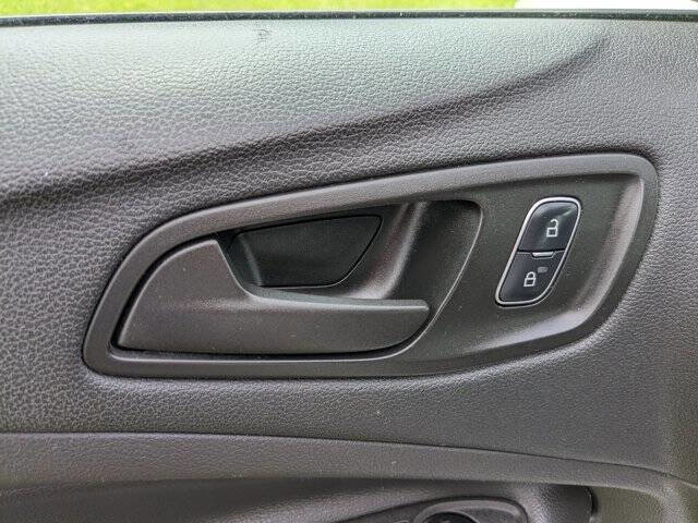 Used 2017 Ford Escape S image 13