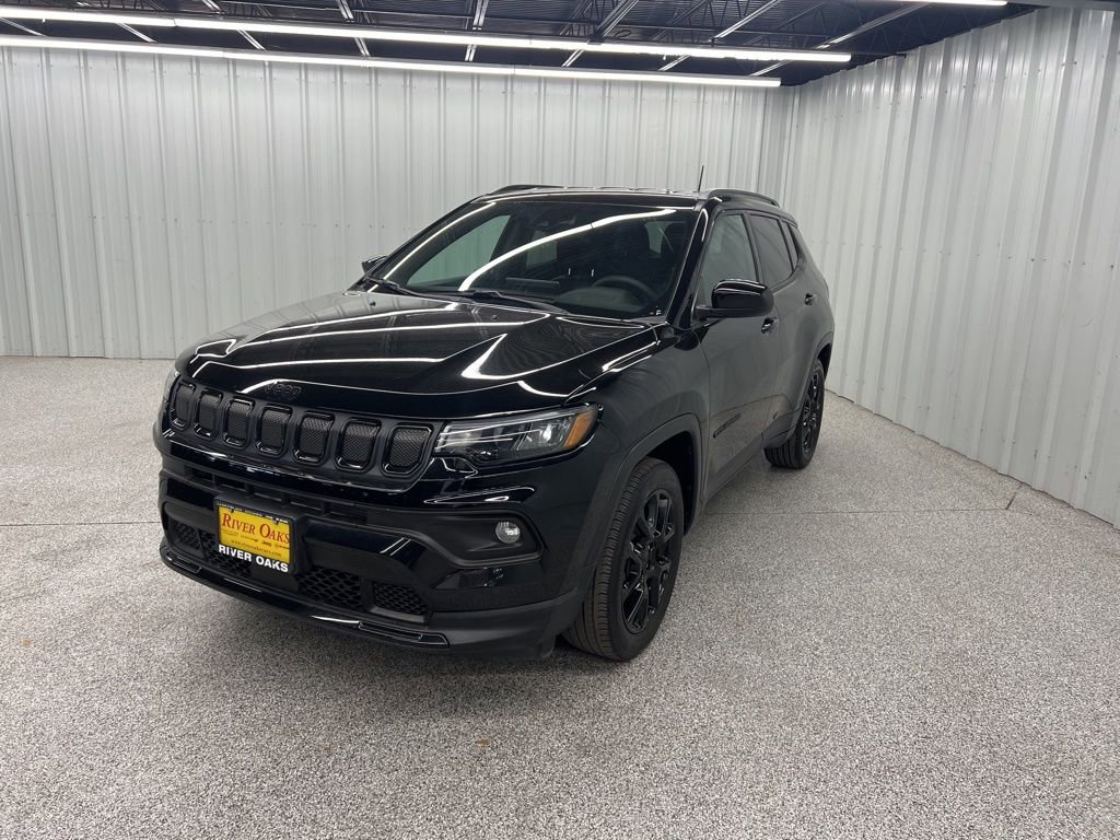 Used 2022 Jeep Compass Altitude image 3