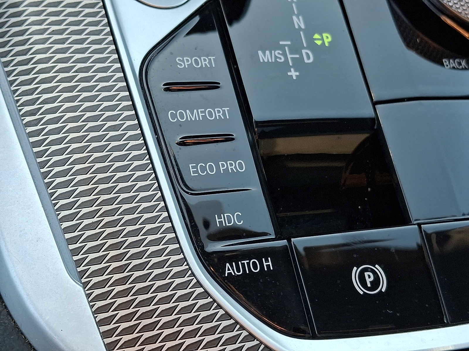 Used 2022 BMW X5 xDrive40i w/ M Sport Package image 23